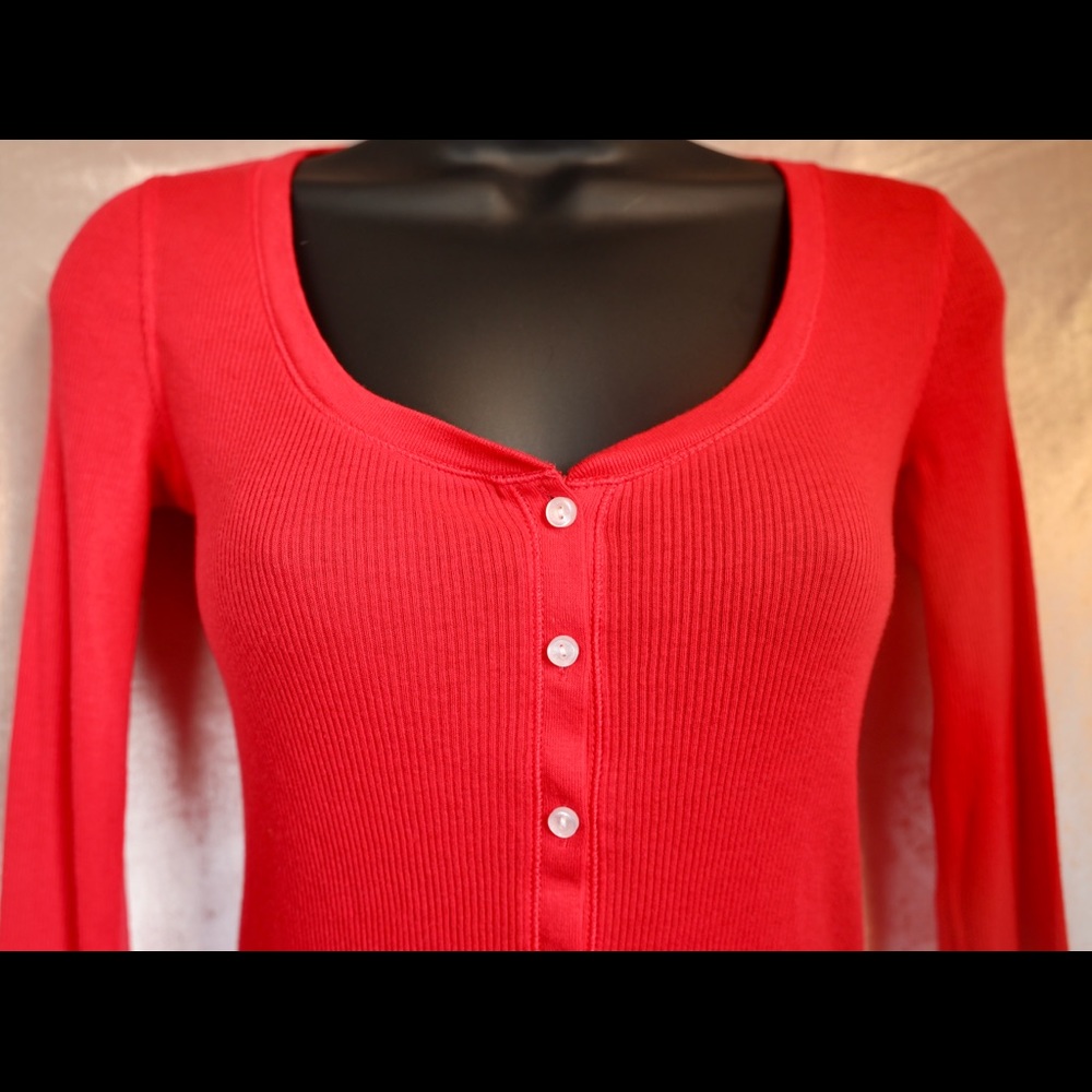 Victoria’s Secret XS red long sleeve thermal top